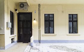 Authentic Klauzal Apartment